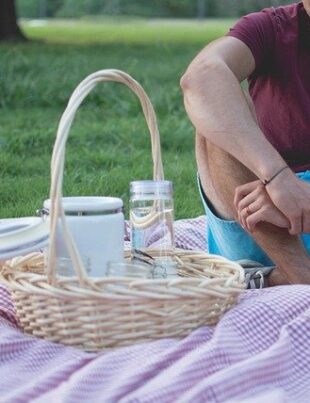 how to keep food warm for a picnic